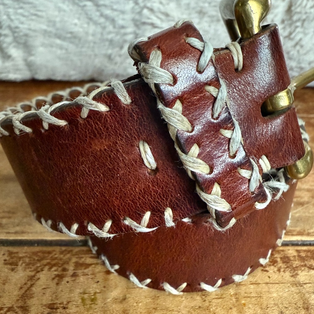 Vintage Brown Leather Banana Republic Belt with Solid  Brass Buckle Boho Vibe - Picture 2 of 12